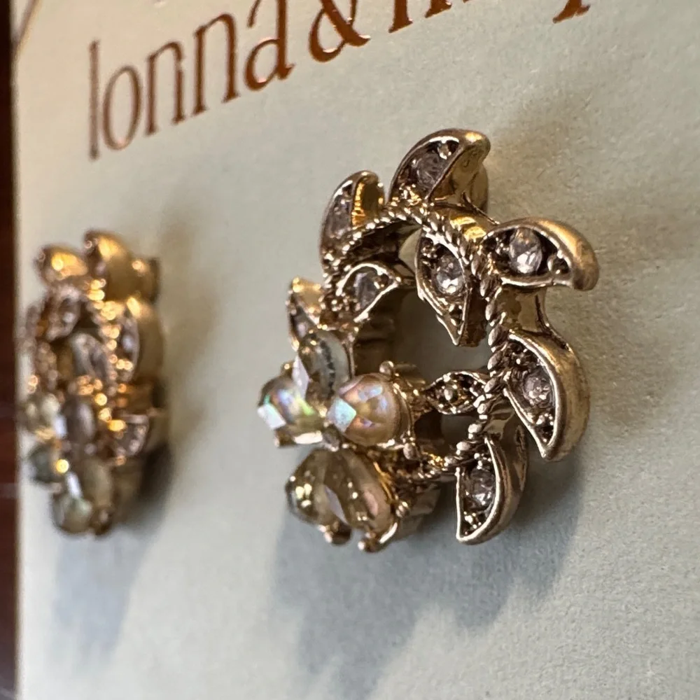 Lonna & Lilly Metal-Tone Floral Earrings with Multicolor beads - Picture 8 of 8